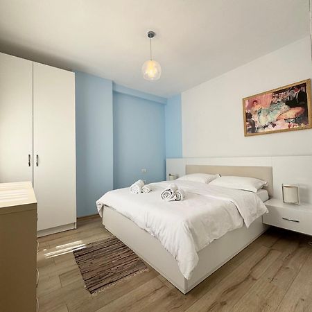Apartment In The New Bazaar Of Tirana - Hana Blu Экстерьер фото
