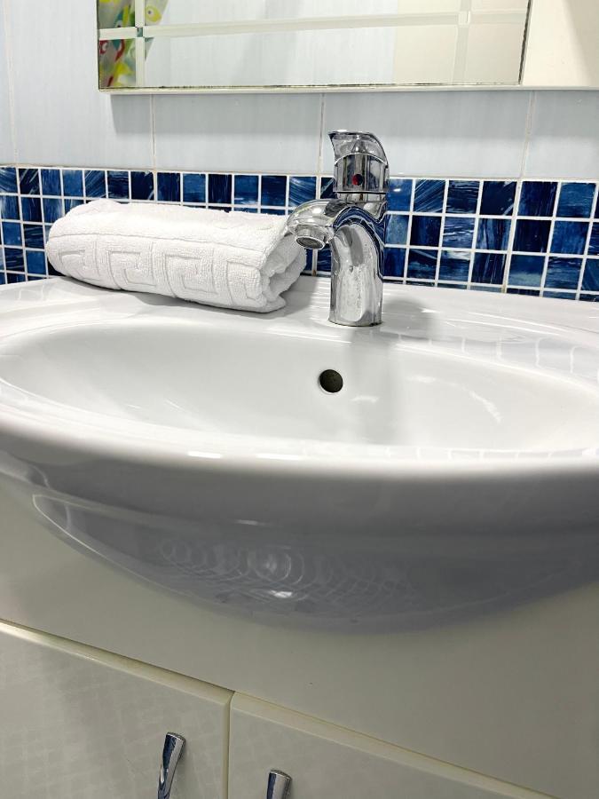 Apartment In The New Bazaar Of Tirana - Hana Blu Экстерьер фото
